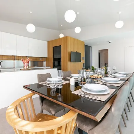 Elementa Castelier *