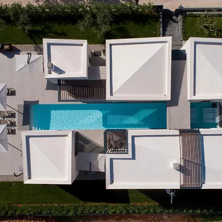 Elementa Castelier *