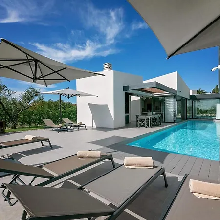 Elementa Castelier Villa *