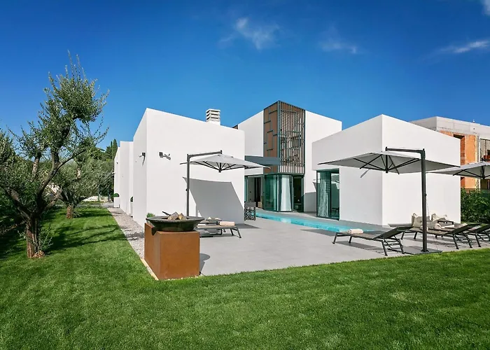 Elementa Castelier Villa *