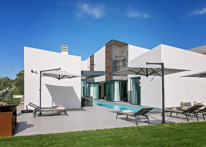 Elementa Castelier Villa *